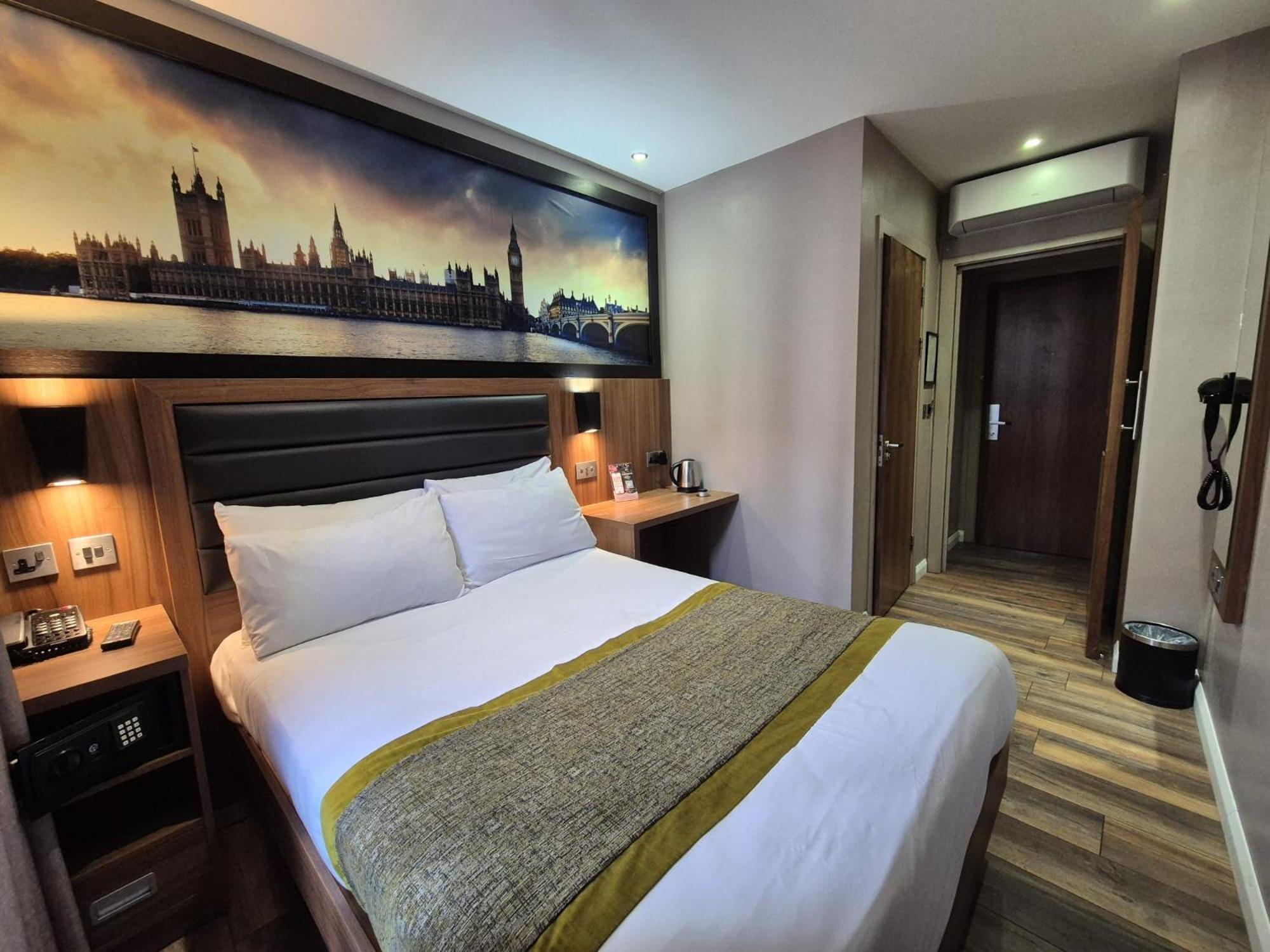 London Court Hotel Luaran gambar