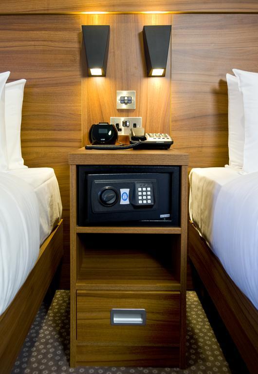 London Court Hotel Luaran gambar