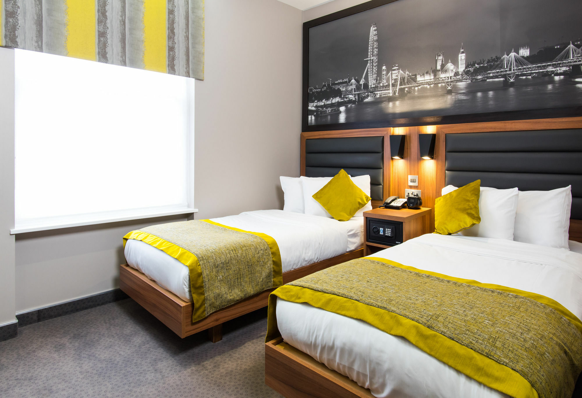 London Court Hotel Luaran gambar